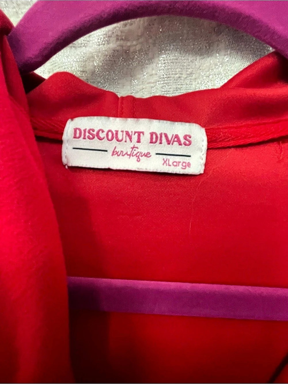 Discount Divas Boutique Red Short Sleeve Hoodie XL Like New - Picture 4 of 7